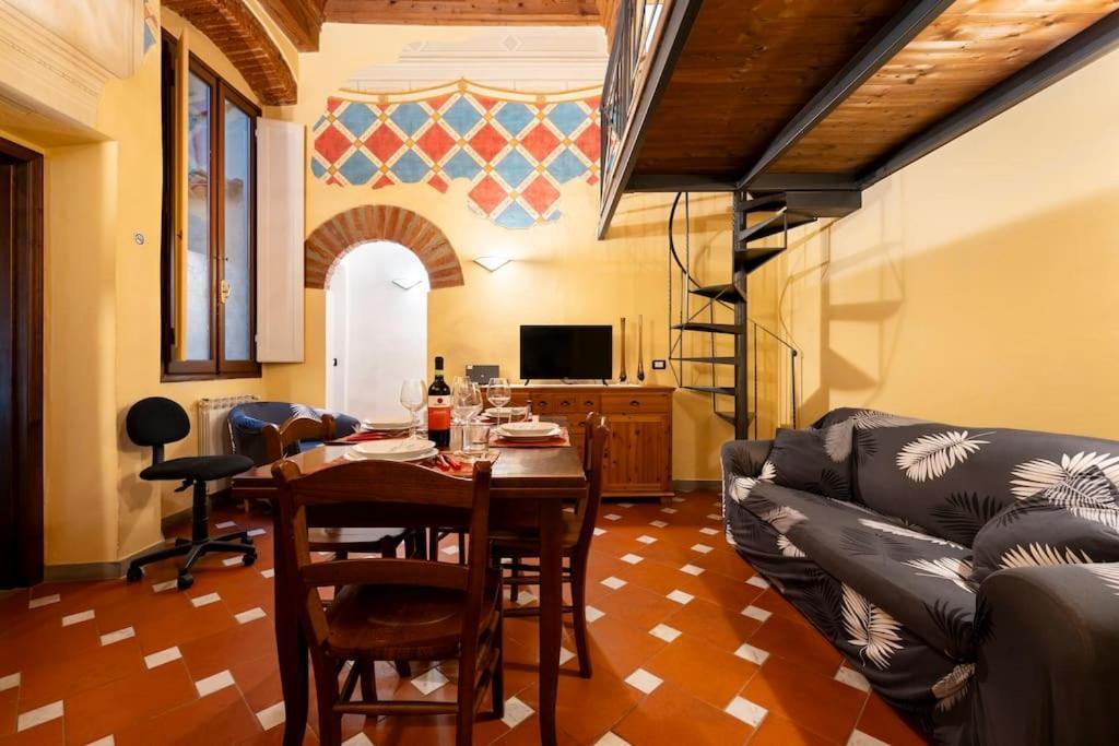 Keys Of Italy - Serragli 55 - Stile Rustico Rinascimentale In Oltrarno فلورنس المظهر الخارجي الصورة